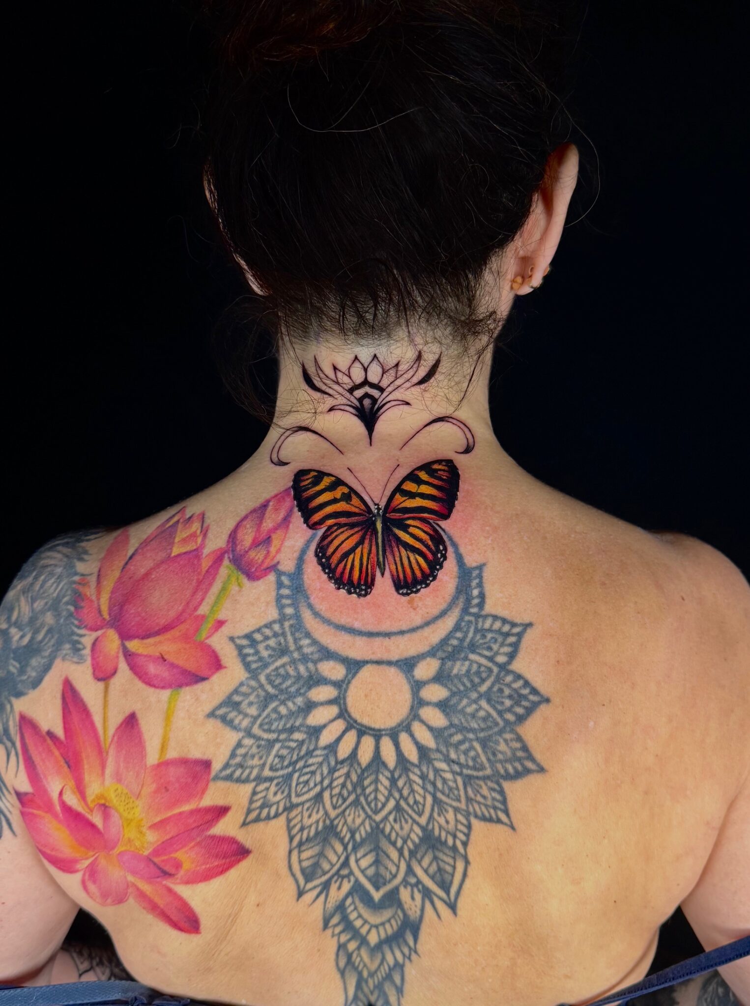 Genève Tattoo Artiste Papillon Réaliste